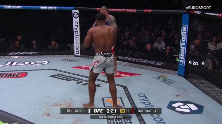 Chris Curtis vs Marc-André Barriault (UFC 297)